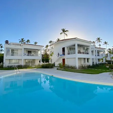 Blue Ocean Beachfront Villas & Apartments - Wifi, Pool, Bbq, Playa Los Corales